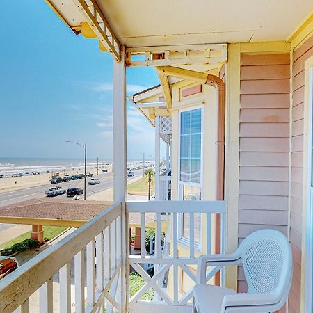 Апартаменты Beachfront Haven Галвестон Экстерьер фото